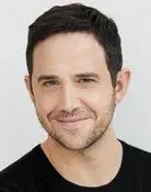 Santino Fontana