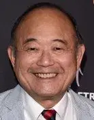 Clyde Kusatsu