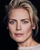 Synnøve Macody Lund