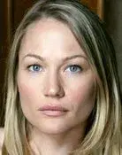 Sarah Wynter