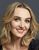 Chloe Fineman