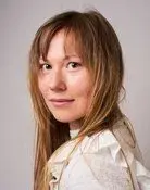Louise Kim Salter