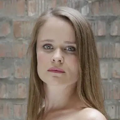 Eszter Csépai