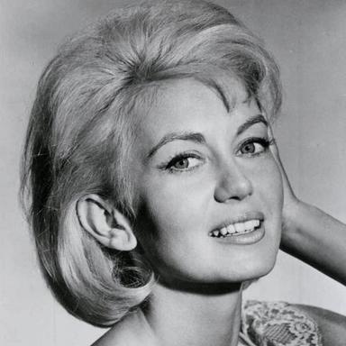 Janette Scott