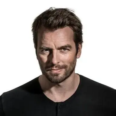 Christopher Wollter
