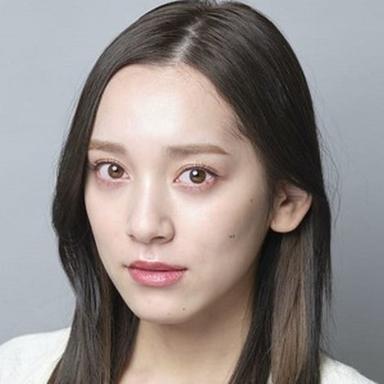 Sayaka Tomaru