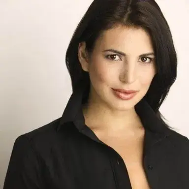 Andrea Leon