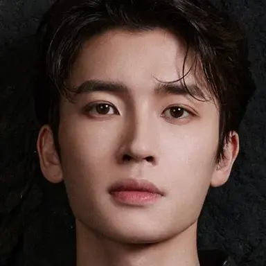 Qin Xiaoxuan
