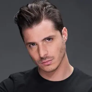 Nicolás Mena
