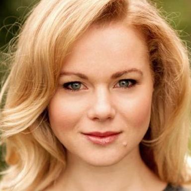 Amy Lennox