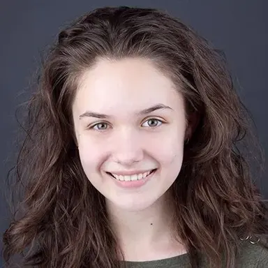 Julia Scarlett Dan