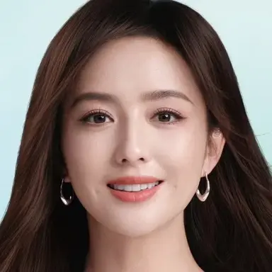 Tong Liya