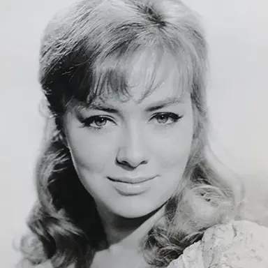 Beth Rogan