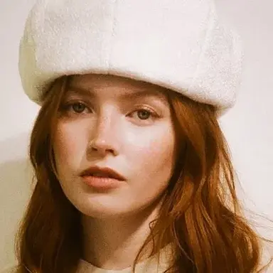 Ellie Bamber