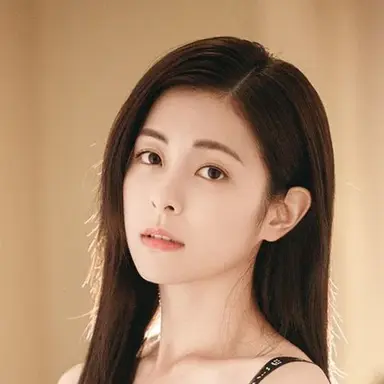 Lorene Ren