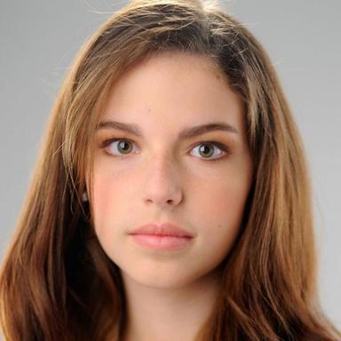 Perla Haney-Jardine