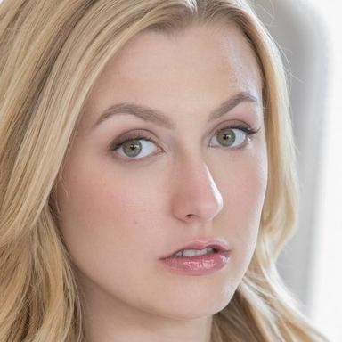 Alexa Grace
