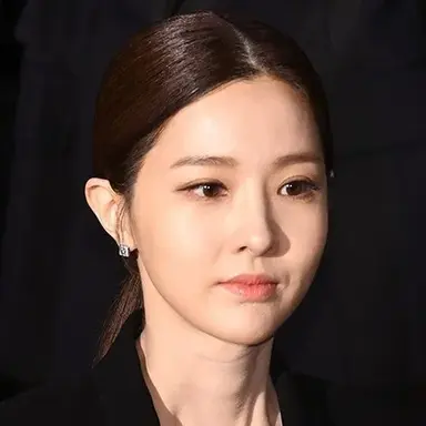 Kim Yoo-ri