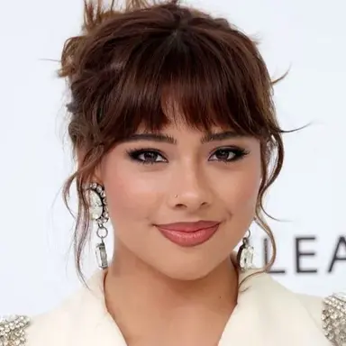 Xochitl Gomez