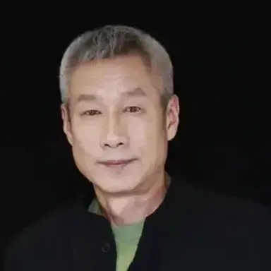 Liu Peiqi