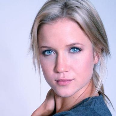 Jessy Schram