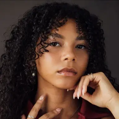 Simone Miller