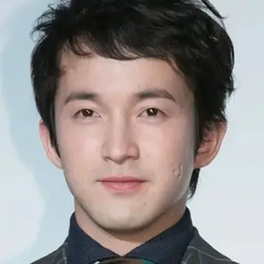Yōsuke Asari
