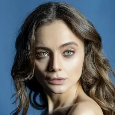 Damla Sönmez