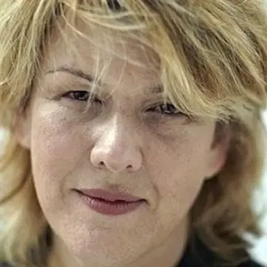 Marianne Groves