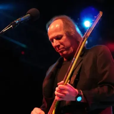 Adrian Belew