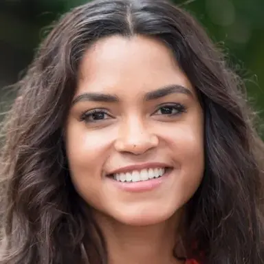 Lucy Alves