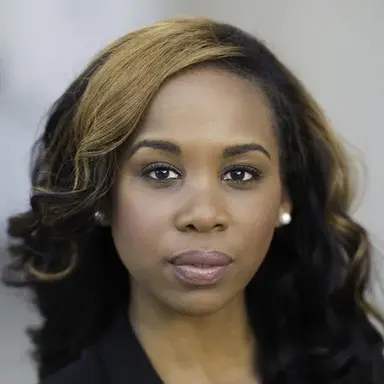 Nicole Collins