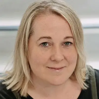 Clare Barrett