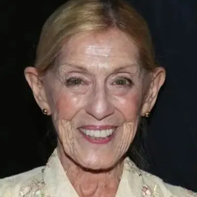Sondra Lee