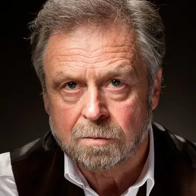 Russell Richardson