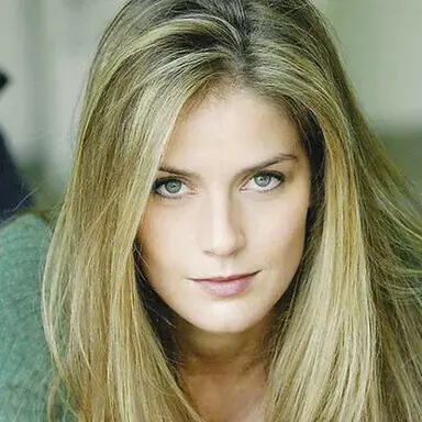 Lindsay Thompson