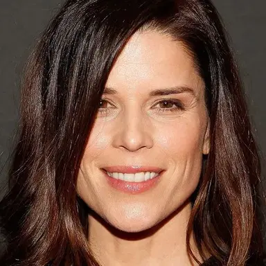 Neve Campbell