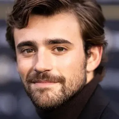 Charlie Rowe