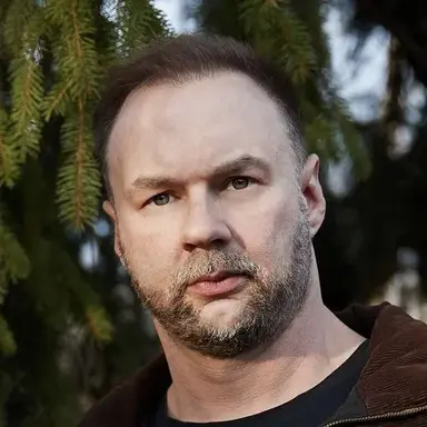 Thomas Tull