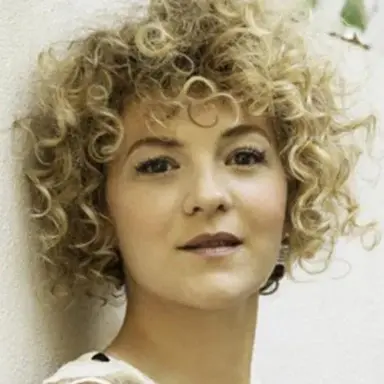 Oona Mekas