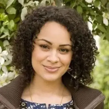 Naomi Bentley