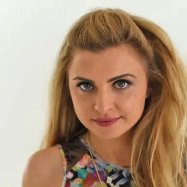 Stephanie Simbari