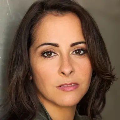 Mona Leah
