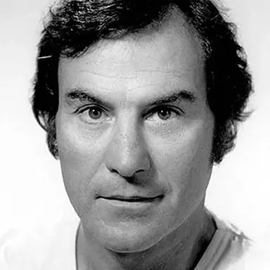 Leonardo Villar