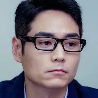 Changqing Yang