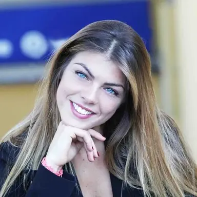 Desy Luccini