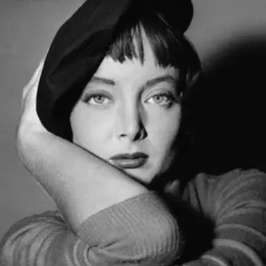 Carolyn Jones