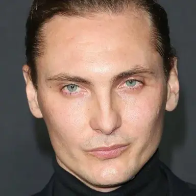 Eamon Farren