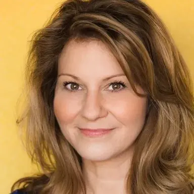 Lisa Cole
