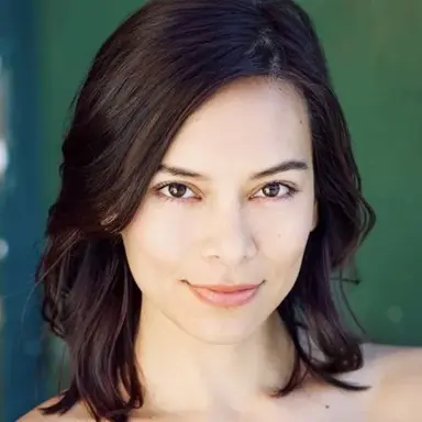 Sonya Balmores
